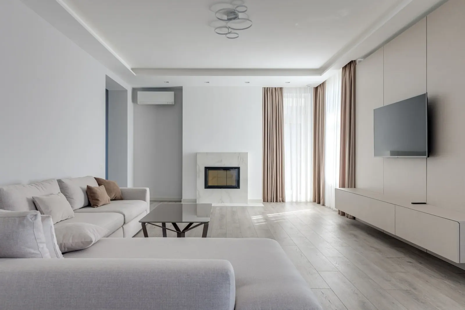 The Ultimate Guide to Keeping Your Rental Property Clean and Guests Happy