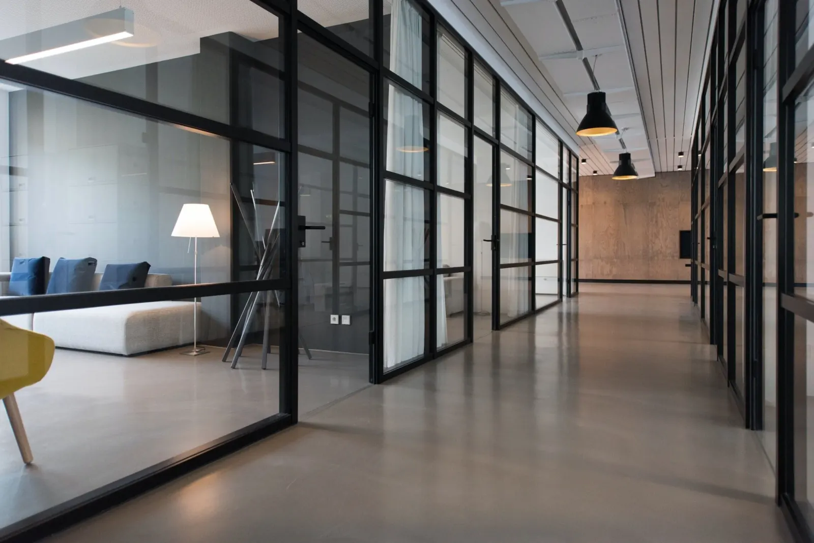 Professional business cleaning service for a clean workspace